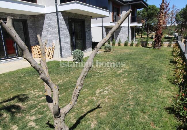 Silivri’de D-100 Karayolu'na Yakın Modern Dubleks Villalar 4