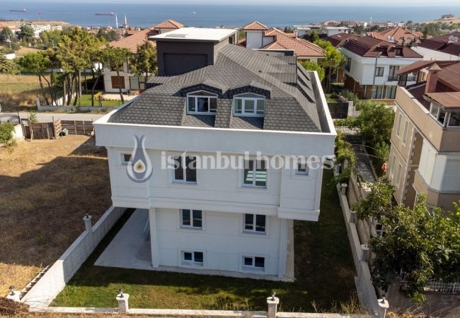 Отдельная Вилла с 2 Садами в Стамбуле, Бейликдюзю 3