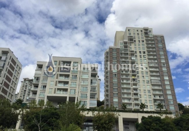 Key Ready Apartments in a Complex in Bahcesehir Istanbul 1