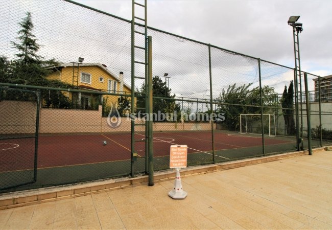 İstanbul Pendik'te Havalimanı'na Yakın Müstakil Lüks Ev 11