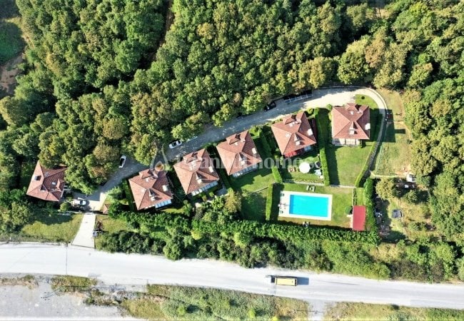 İstanbul Ömerli'de Geniş Özel Bahçeli Doğayla İç İçe Villa 5