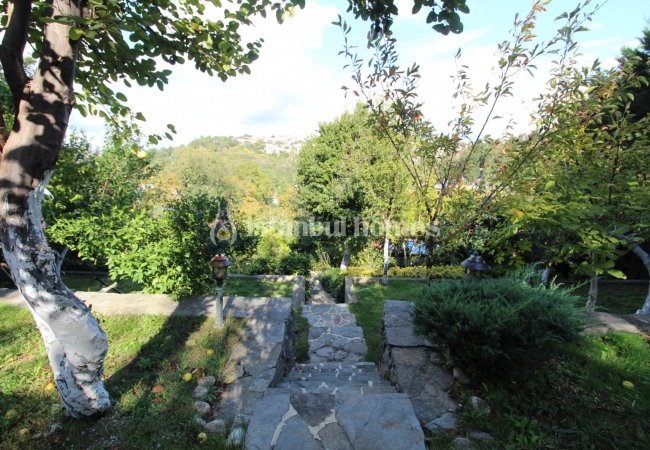 Mansion for Sale in Beykoz with Astonishing Bosphorus Views 3
