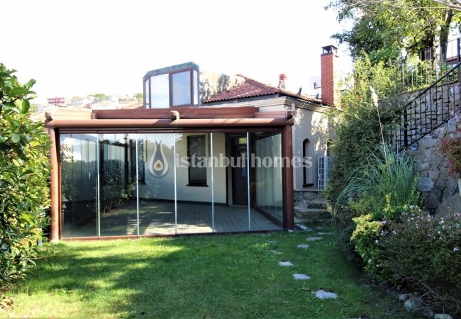 Mansion for Sale in Beykoz with Astonishing Bosphorus Views 5