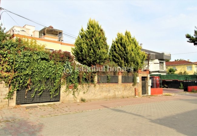 Citizenship Approved Villa on a Tourism Zoned Land in Pendik 3
