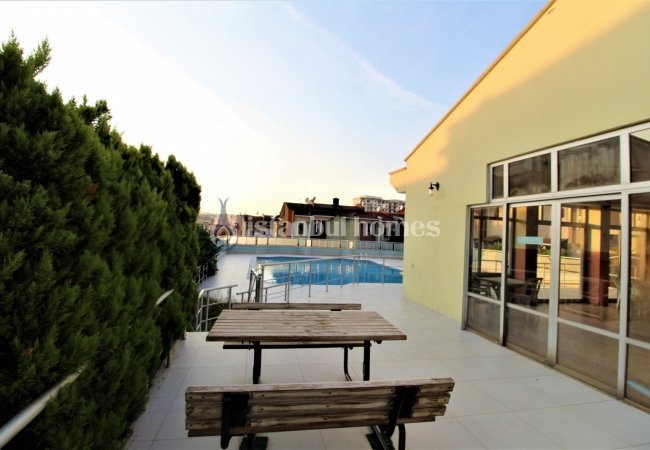 Semi-detached Villa in Pendik Istanbul in a Family Concept Complex 2