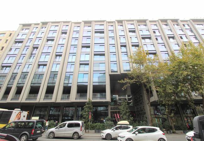 İstanbul Şişli'de Şehrin Kalbinde Satılık Lüks Ofisler 1