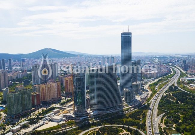 İstanbul Ataşehir'de Anayollara Yakın Lüks Sitede Daireler 4