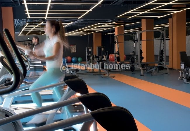 Ümraniye'de Zengin Olanaklara Sahip Sitede Lüks Daire 8