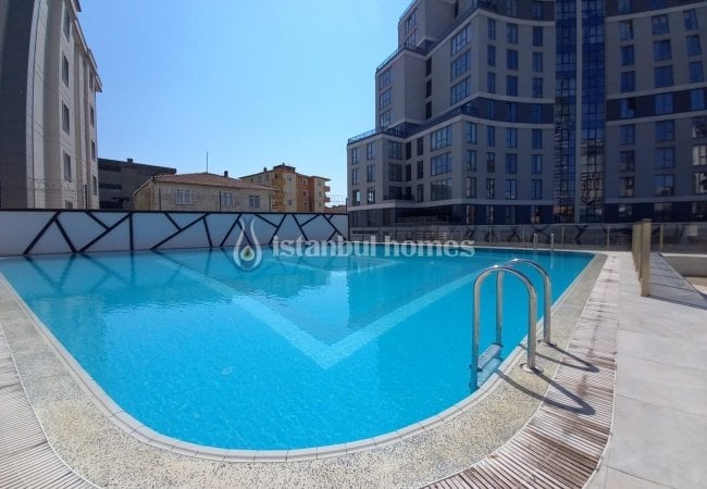 Kartal'da Deniz ve Adalar Manzaralı Site İçinde Daireler 4