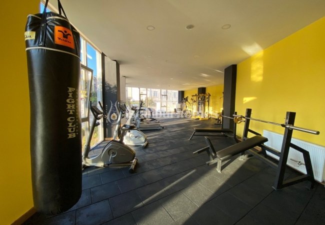 Kartal'da Deniz ve Adalar Manzaralı Site İçinde Daireler 6