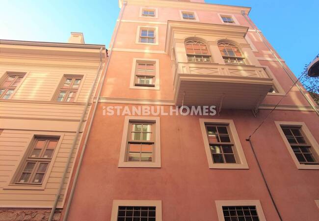 İstanbul Beyoğlu'nda Merkezi Konumda Tarihi Daireler 2