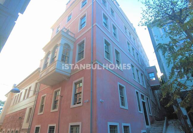 İstanbul Beyoğlu'nda Merkezi Konumda Tarihi Daireler 3