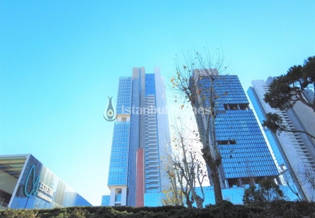 Apartments in a Complex with Comprehensive Services in Sisli 5