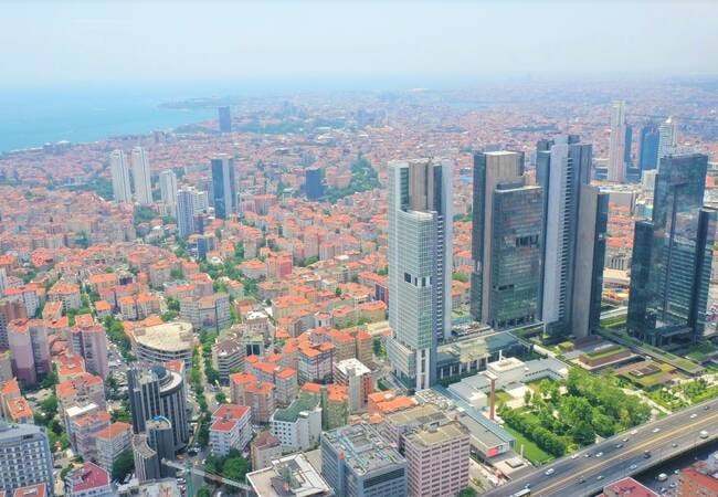 Apartments in a Complex with Comprehensive Services in Sisli