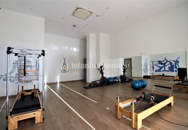 Modern Flat with High Rental Income Potential in Kartal 9