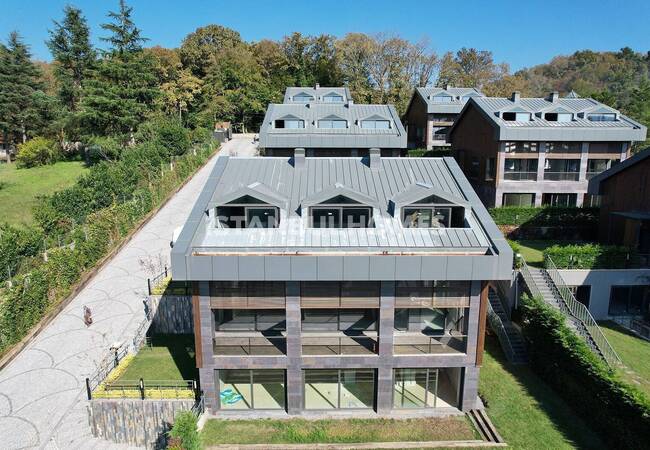Semi-detached Villas in Nature in Polonezkoy Istanbul 13