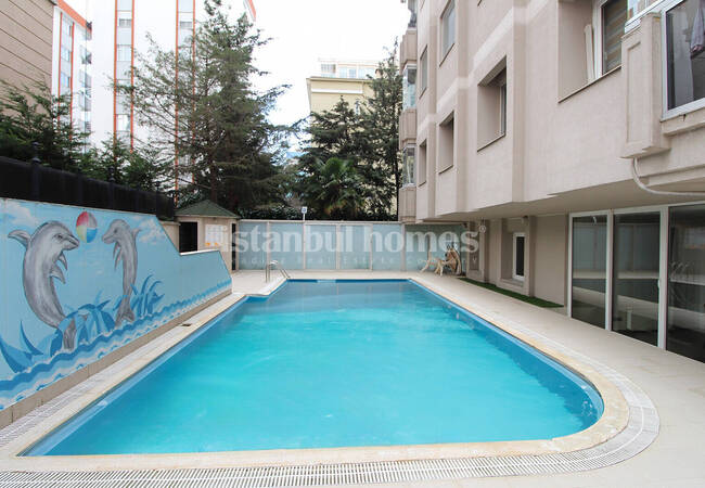 Well-located Resale Apartment for Sale in Istanbul Atasehir 4