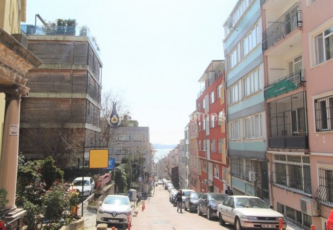 Duplex Flat with Panoramic Maiden’s Tower View in Besiktas 3