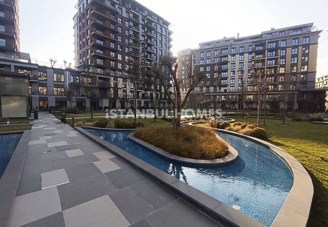 Sarıyer'de Özel Yüzme Havuzlu Satılık Lüks Daireler 8