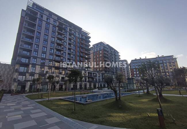 Sarıyer'de Özel Yüzme Havuzlu Satılık Lüks Daireler 10