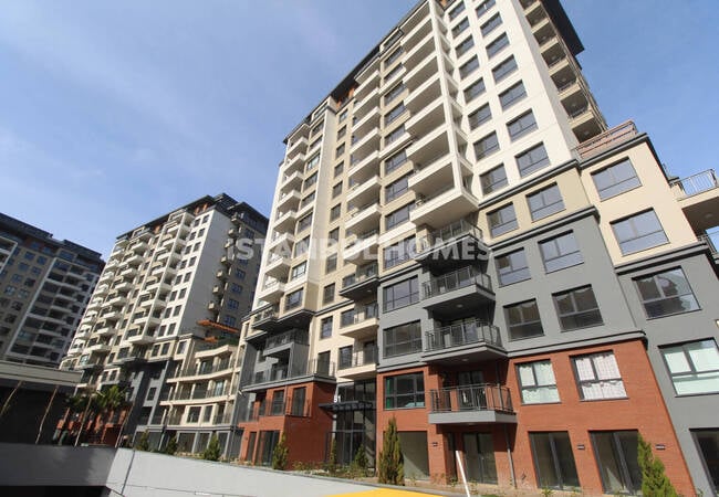 Luxe Flats with High Investment Potential in Beylikduzu 1
