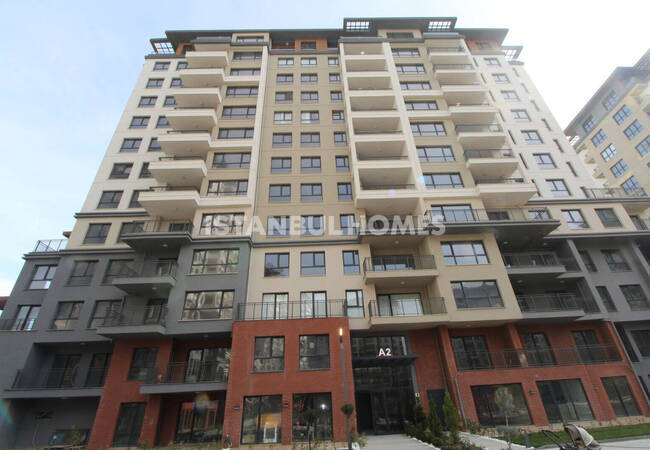 Luxe Flats with High Investment Potential in Beylikduzu 4