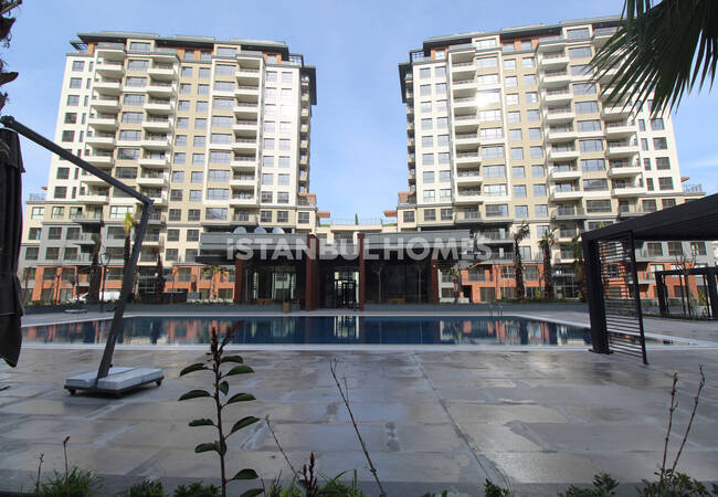 Luxe Flats with High Investment Potential in Beylikduzu 6