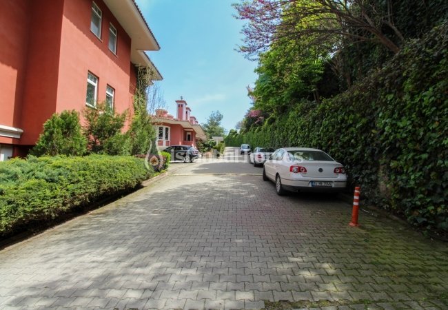 Appartement Luxueux Et Spacieux En Duplex À Uskudar Istanbul 11