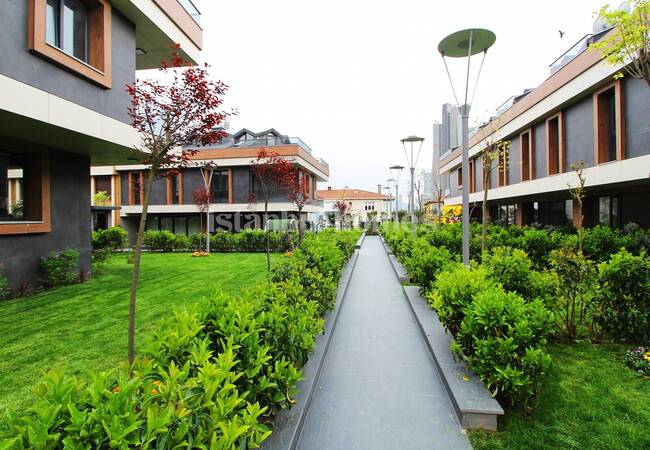 Villas Modernes À Proximité Du Centre Financier D'umraniye 1