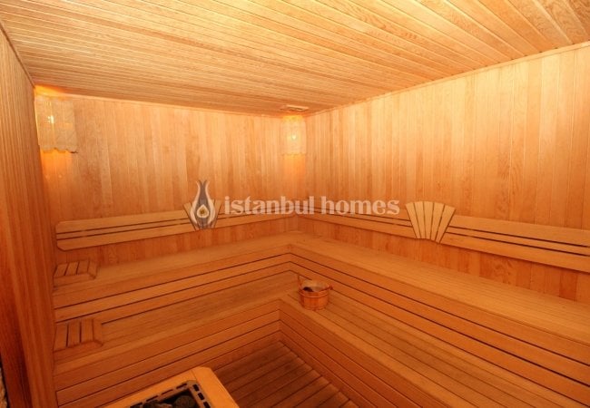 Apartment for Sale in a Complex with Security in Kartal 7