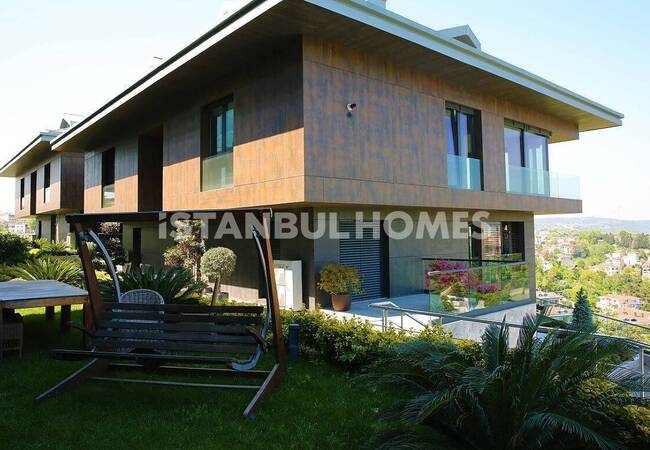 Stylish Apartments with Gorgeous Bosphorus View in Sariyer 7