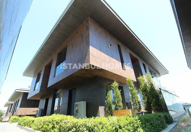 Stylish Apartments with Gorgeous Bosphorus View in Sariyer 9