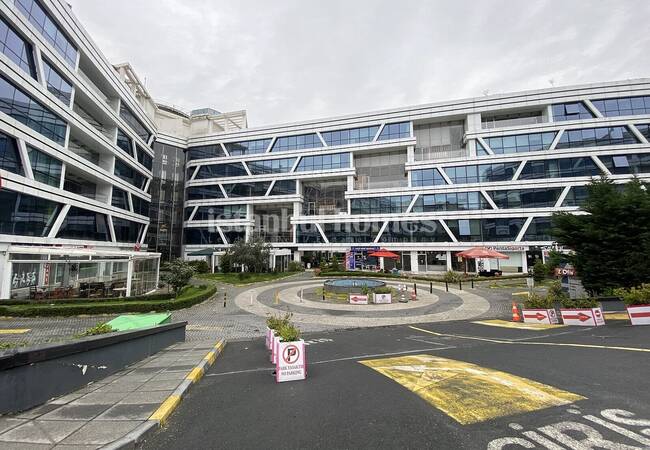 Propriétés Commerciales Adaptées À L'investissement À Kagithane 2