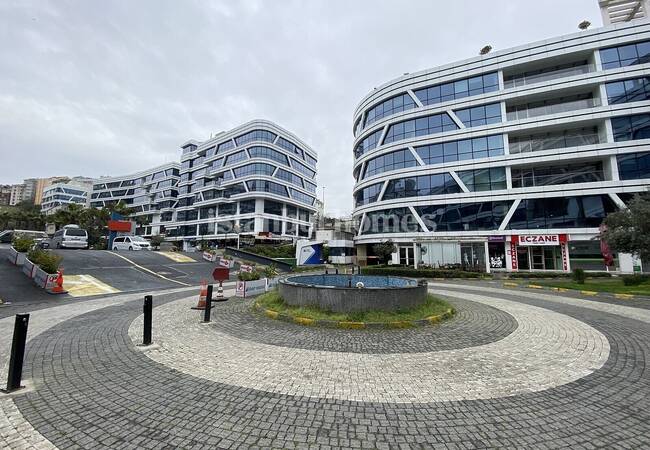 Propriétés Commerciales Adaptées À L'investissement À Kagithane 4