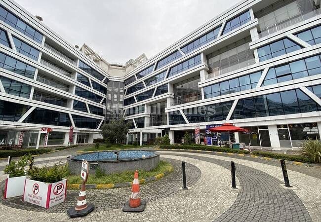 Propriétés Commerciales Adaptées À L'investissement À Kagithane 1