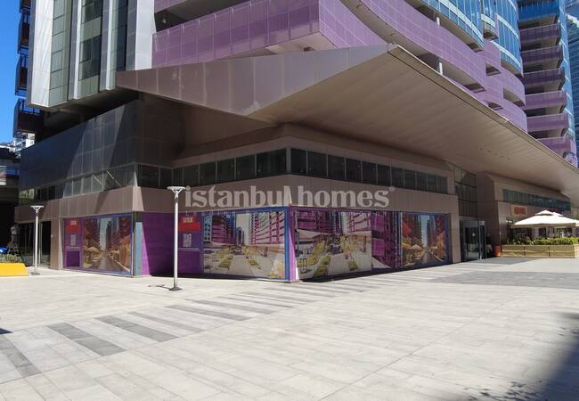 Advantageously Located Turnkey Corner Shop in Sisli Maslak 2