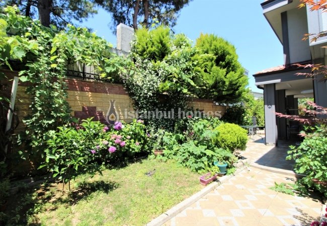 Maison Vue Sur Mer Et Jardin Spacieux À Sile Istanbul 3