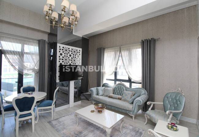 Furnished 3+1 Property in a Complex with a Pool in Istanbul