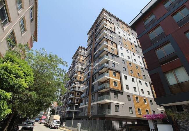 Appartements Résidentiels Près Du Métro À Istanbul Kucukcekmece