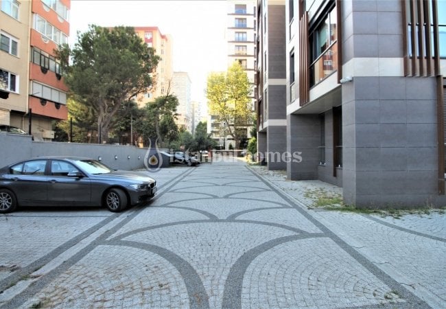 Well Kept Apartments Near Bagdat Street in Kadikoy 5