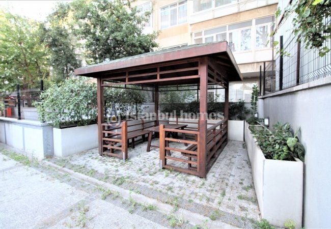 Well Kept Apartments Near Bagdat Street in Kadikoy 7