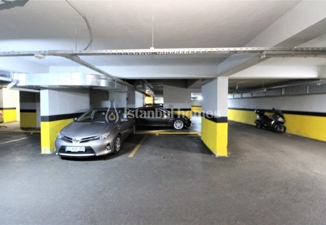 Well Kept Apartments Near Bagdat Street in Kadikoy 9