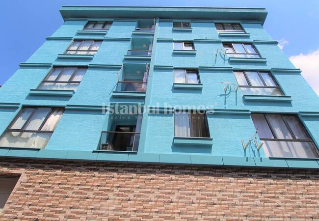 Luxe Apartment with Separate Kitchen in Beyoglu Istanbul 3