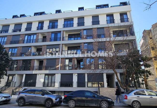 Wohnung In Fußnähe Zur Küste In Osmanaga Kadiköy 1