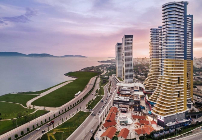 Apartment with City and Islands View in Kartal Istanbul