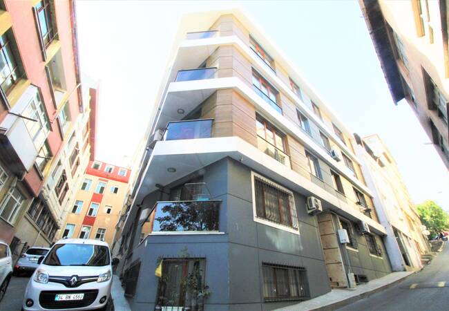 Well-located Spacious Apartment for Sale in Beyoglu 1