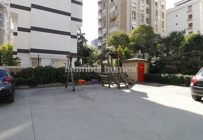 Elegante Wohnung In Einer Vorteilhaften Lage In Kadikoy 3