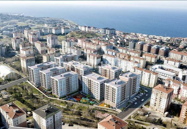 Investment Properties 1 Km From the Sea in Beylikduzu