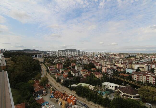 Sancaktepe'de Site İçinde Yatırımlık Satılık Daireler 11