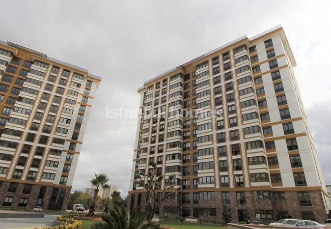 Sancaktepe'de Site İçinde Yatırımlık Satılık Daireler 2